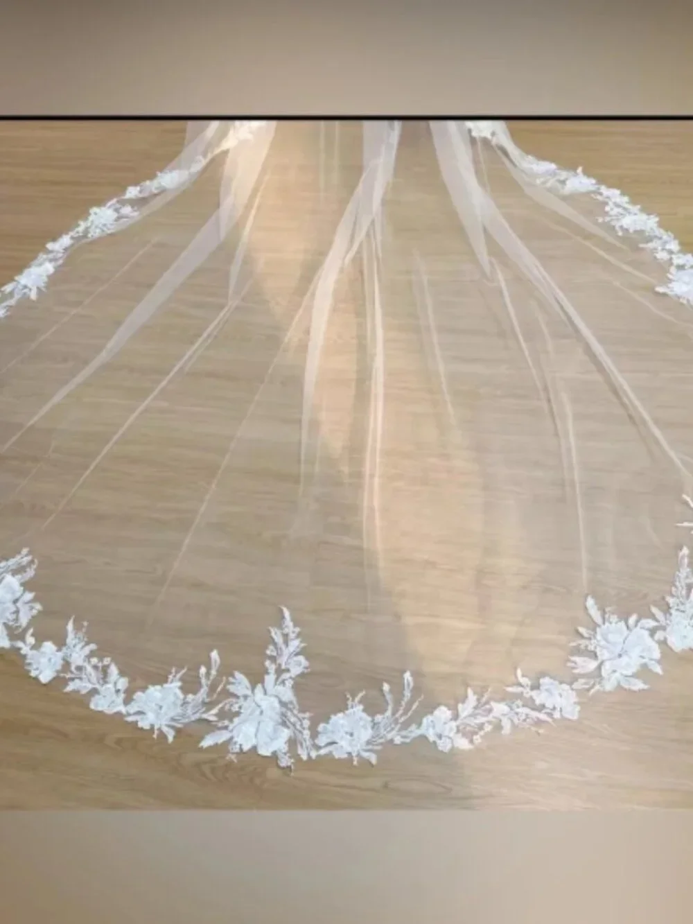 Royal Floral Lace Wedding Veil